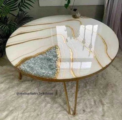 Resin Table 4